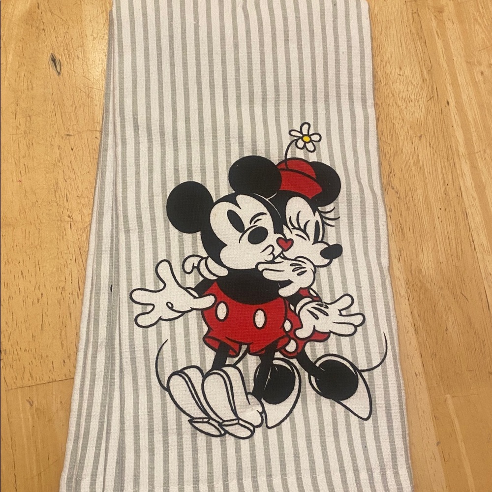Disney Mickey and Minnie Striped Kitchen Towels w heart 100% cotton